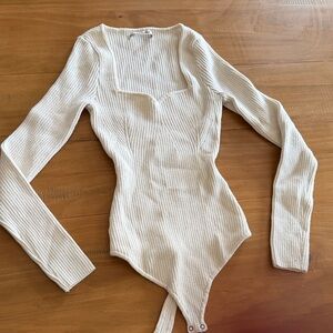 Abercrombie & Fitch Ribbed Knit Long Sleeve Bodysuit